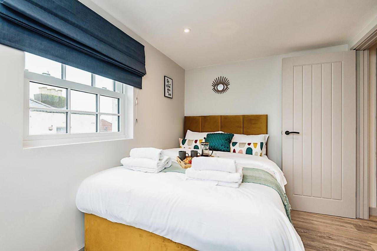The Burton Penthouse By Fortuna Property Cheltenham Zewnętrze zdjęcie