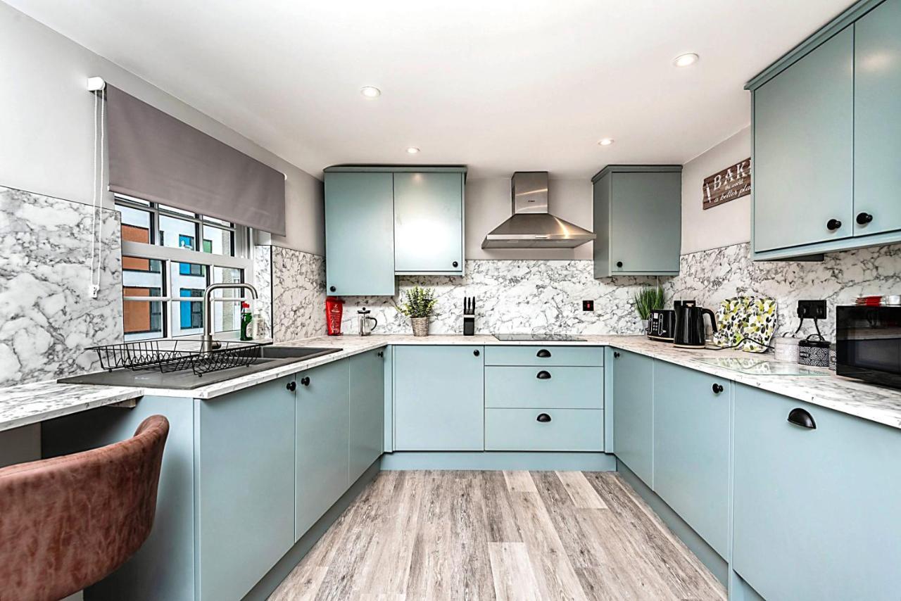 The Burton Penthouse By Fortuna Property Cheltenham Zewnętrze zdjęcie