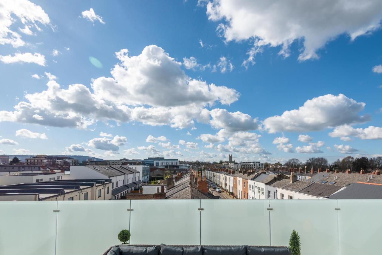 The Burton Penthouse By Fortuna Property Cheltenham Zewnętrze zdjęcie